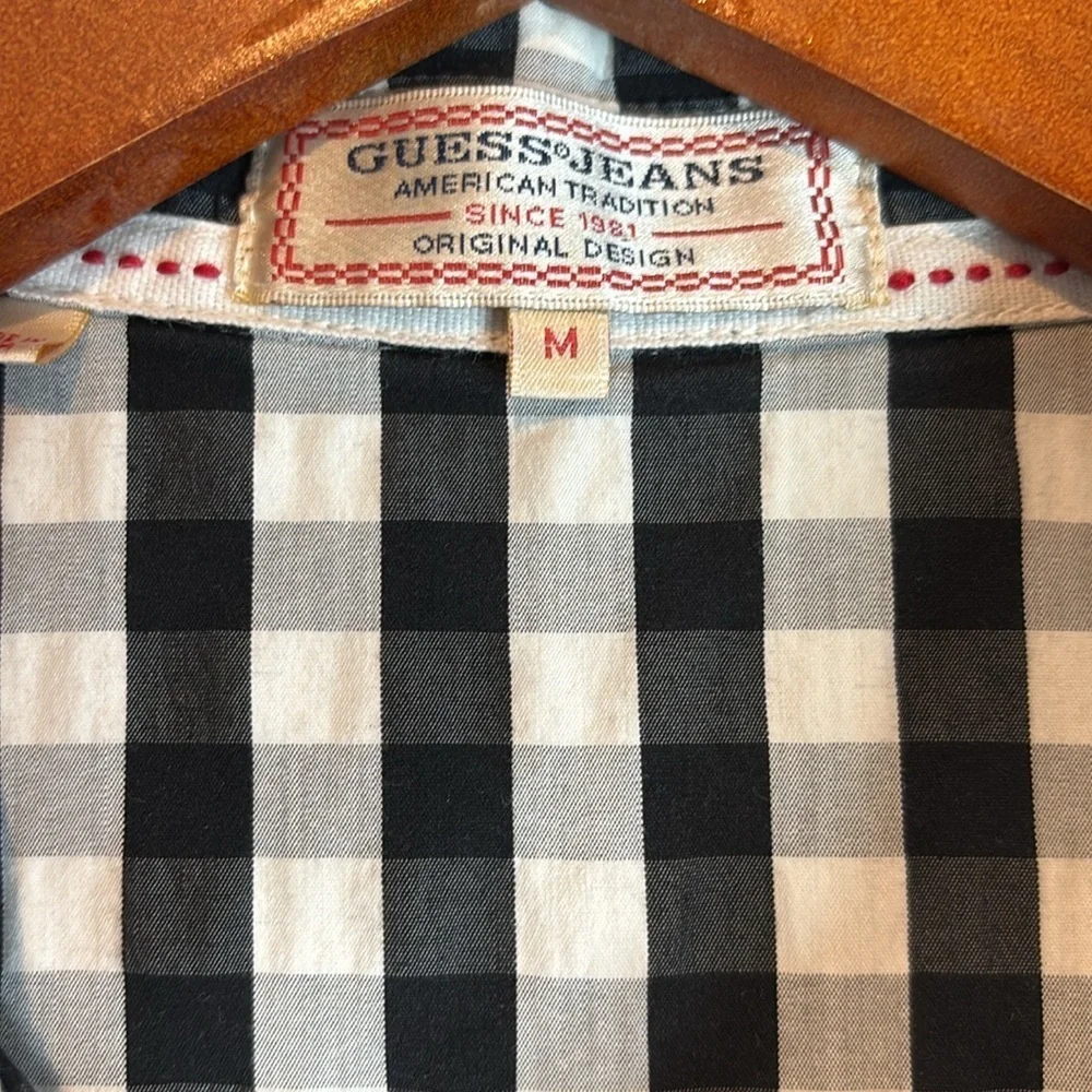 GUESS Black & White Checkered sleeveless tie-waist Women's top size medium - Picture 7 of 12